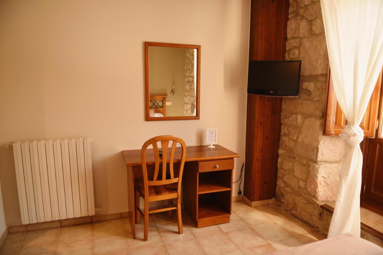 Hostal San Martin Molinos de Duero Esterno foto